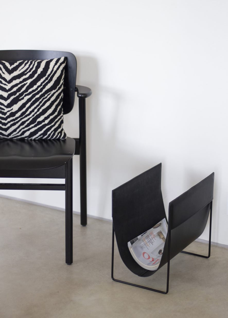 Magazine magazine rack Miiko