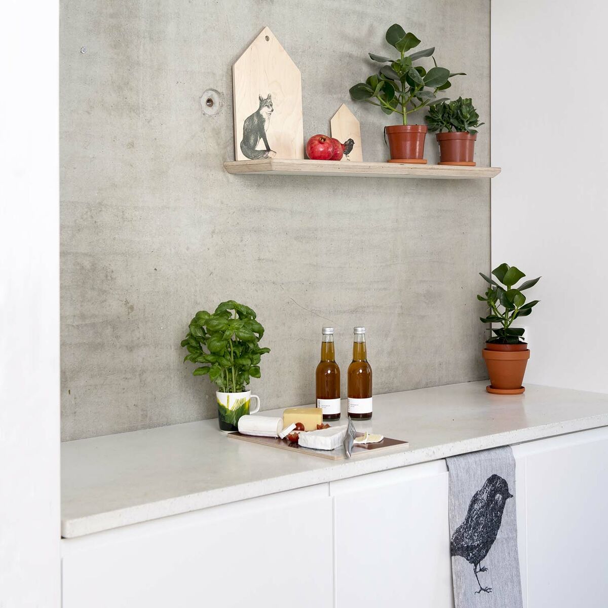 Kitchen towel bird, Miiko